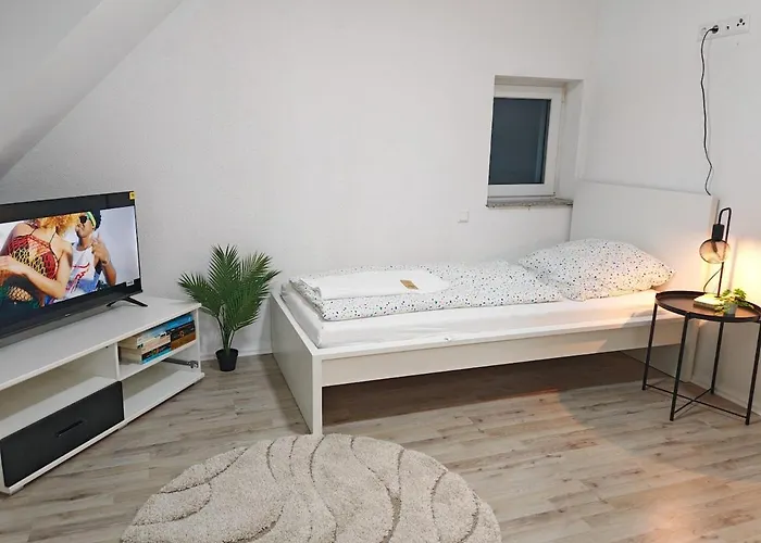 Yann Wohlfuehl & Schoenes * Neuenstadt am Kocher