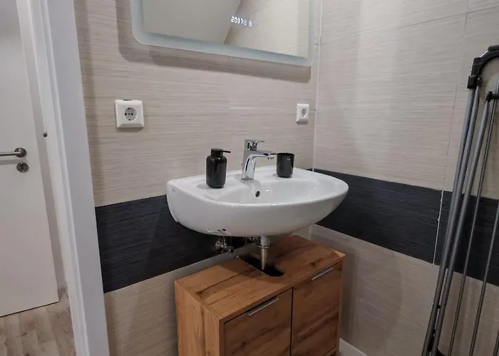 Yann Wohlfuehl & Schoenes *