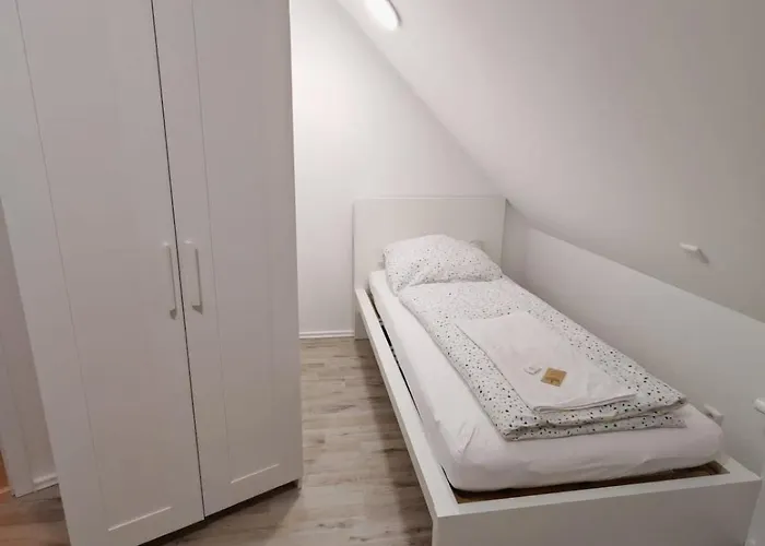 Yann Wohlfuehl & Schoenes *