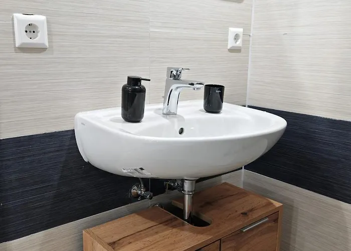 Yann Wohlfuehl & Schoenes Apartament